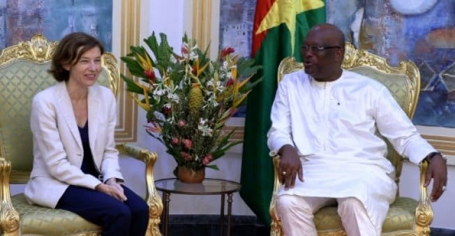 La France renouvelle son appui au G5 Sahel