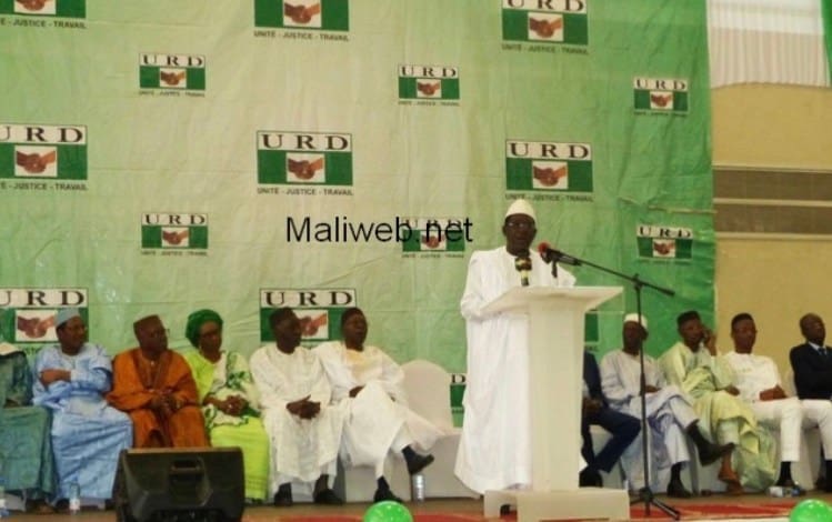 Mali : le principal parti d’opposition décide de ne pas participer au dialogue national