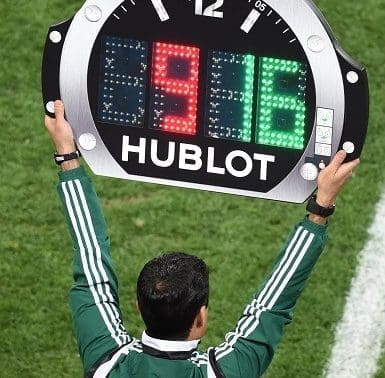 Sport : la FIFA propose 5 changements lors des matchs à la reprise des championnats