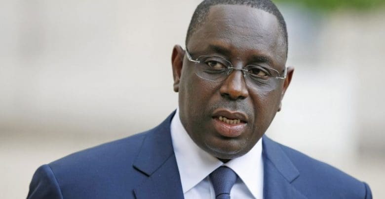 Sénégal : le président Macky Sall en confinement volontaire