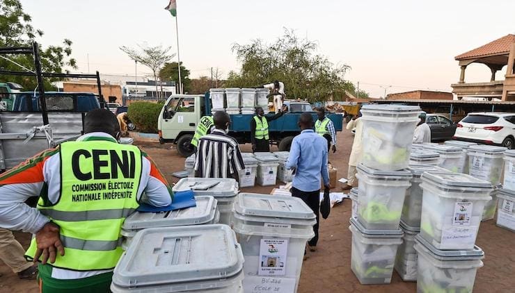Elections nigériennes : les observateurs de la CEDEAO satisfaits du déroulement des opérations