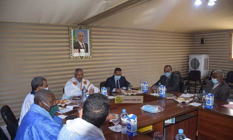 Les maires de Nouakchott discutent avec la SOMELEC les moyens de résoudre les problèmes de l’électricité dans la capitale