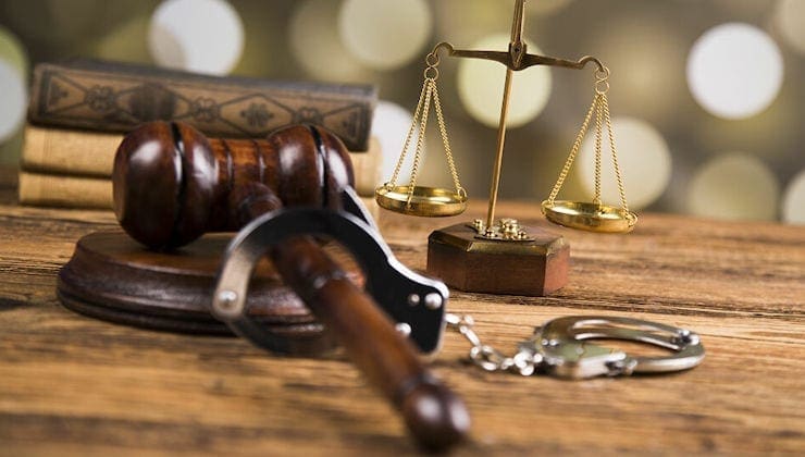 Le processus de la haute cour de justice depuis la constitution de 1958 à 2021