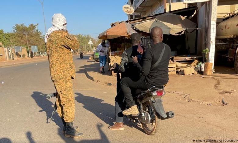 Burkina Faso : d’une rébellion à un coup d’état et la situation est toujours confuse
