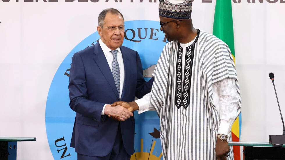 Lavrov promet à l’Afrique l’aide de la Russie pour faire face aux groupes armés