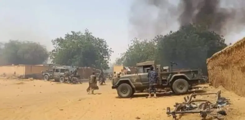 Arrivée à l’hôpital de Bassiknou de blessés des affrontements entre l’armée malienne et les groupes armés de l’Azawad
