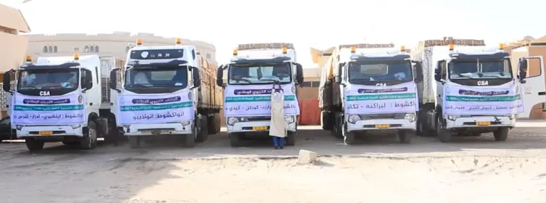 Une caravane vers l’intérieur du pays pour distribuer un million de livres scolaires