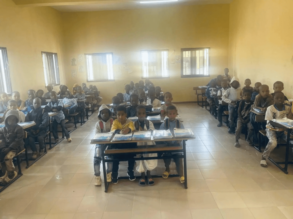 L’IPN distribue à Nouakchott des supports pédagogiques pour accompagner les leçons modulaires