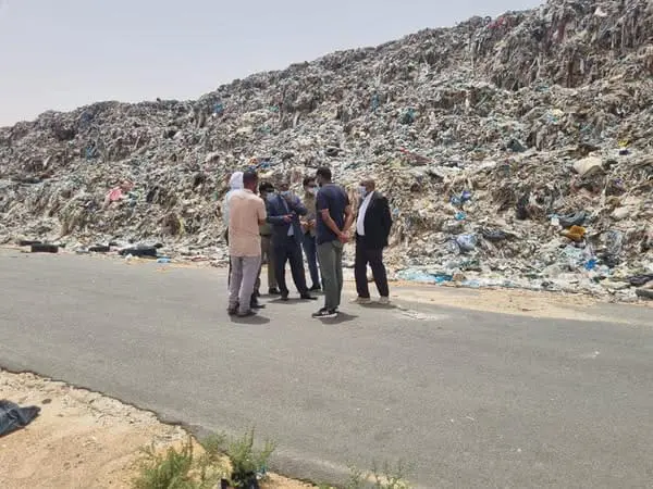 Une délégation du ministère de l’intérieur en visite sur le site d’enfouissement des déchets à Nouakchott
