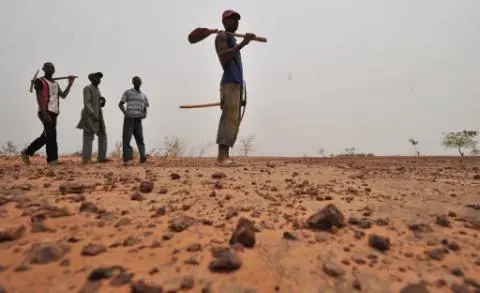 Des orpailleurs mauritaniens arrêtés par l’armée algérienne en territoire algérien et leurs trois véhicules saisis