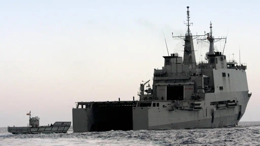 L’un des plus grands navires de débarquement espagnols dans le cadre d’une mission militaire en Mauritanie