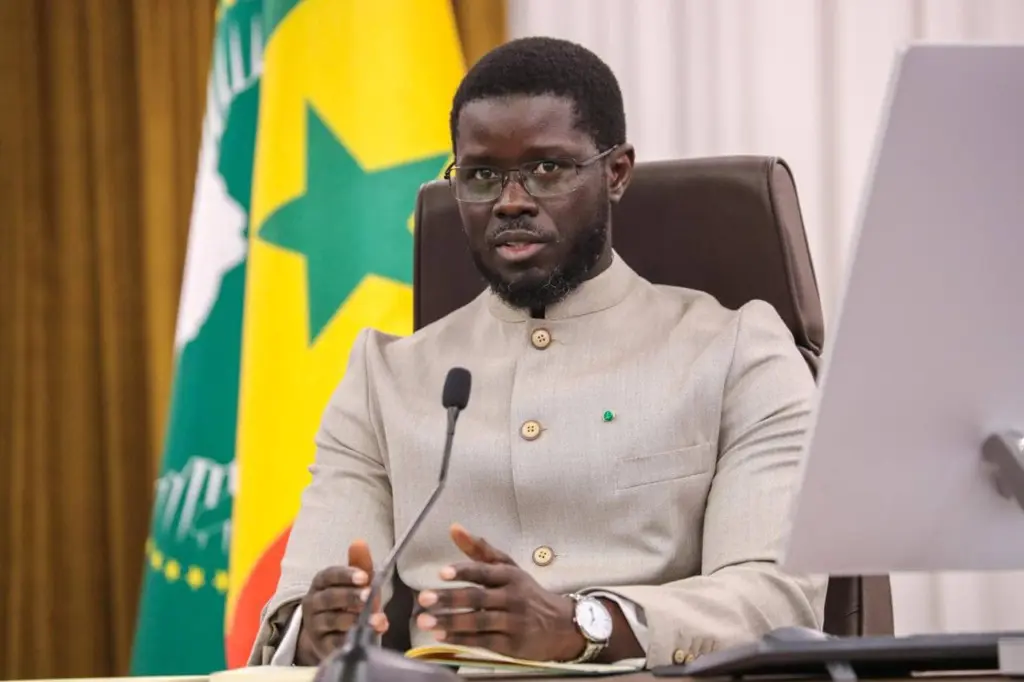 Sénégal : le président Diomaye Faye a créé son propre parti pour réorganiser son camp politique et consolider sa majorité