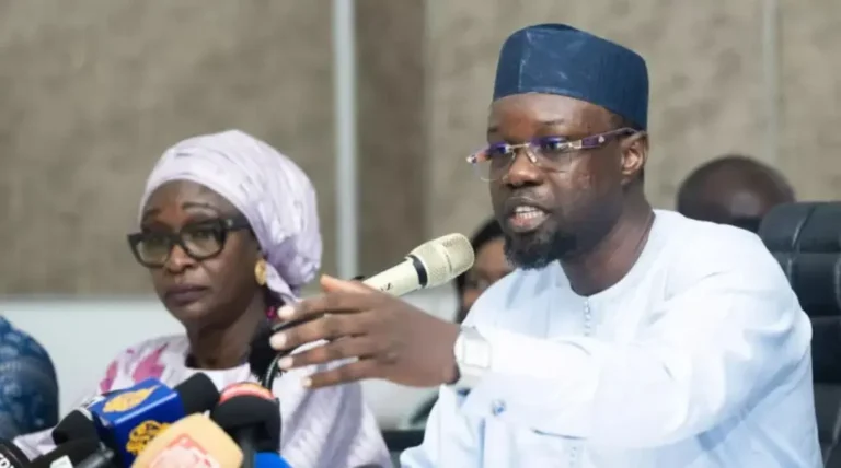 Sénégal : le président de l’assemblée nationale accuse le chef de l’état de ne pas donner la priorité aux intérêts des sénégalais